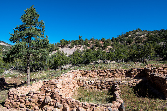 The ruins of Jemez Pueblo