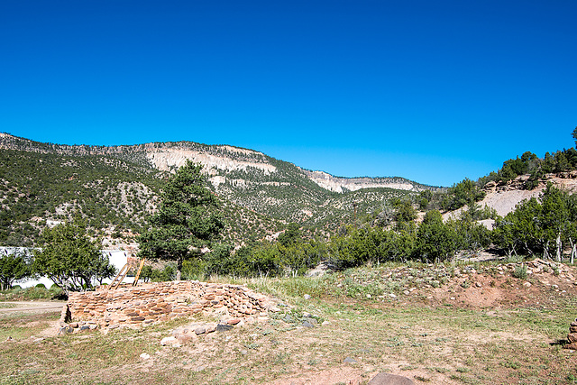 The ruins of Jemez Pueblo5