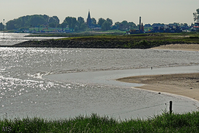Zon over Zuilichem Zon over Zuilichem
