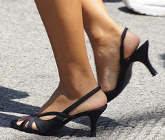 BLACK Naturalizer heels (F)