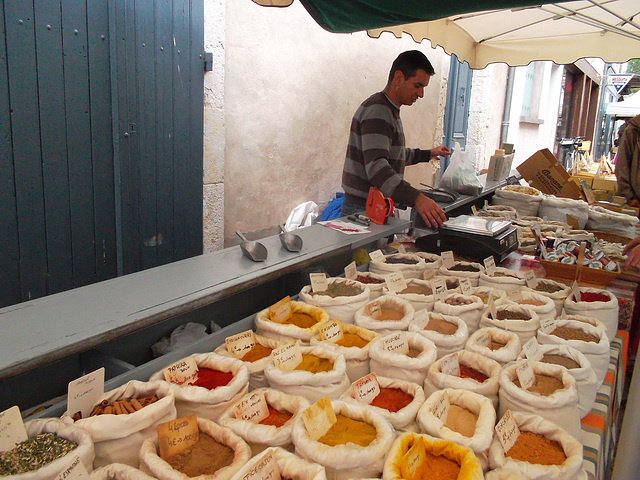 Herb and his Spices, Eymet market