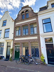 House on the Nieuwe Mare