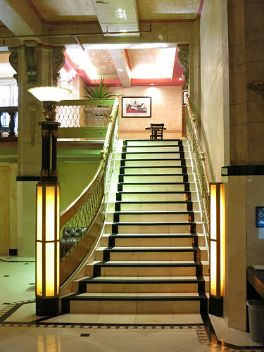 Hotel Cecil Lobby (3124)