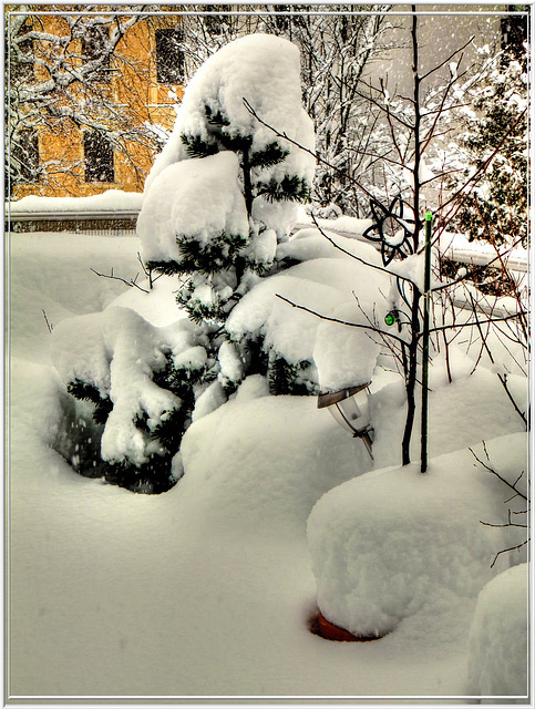 Schneehöhe ca. 80cm.  ©UdoSm