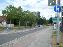 Warthestraße zwischen Rammrathbrücke und Kreisverkehr Warthestraße / Oderstraße.
