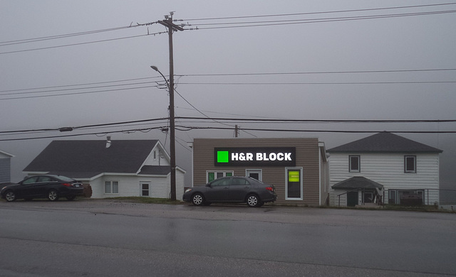 H&R Block dans le brouillard et sous la pluie !