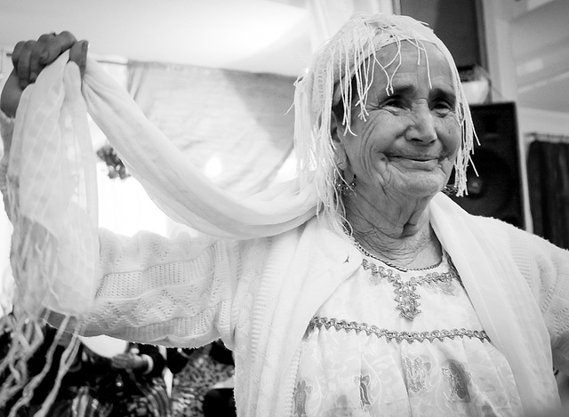 femme Kabyle : " que ma joie demeure...!"