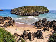 Isla Ramón desde Playa Sorraos. Llanes. Asturias.