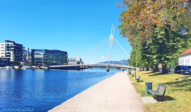 HBM an der Ypsilonbrücke in Drammen