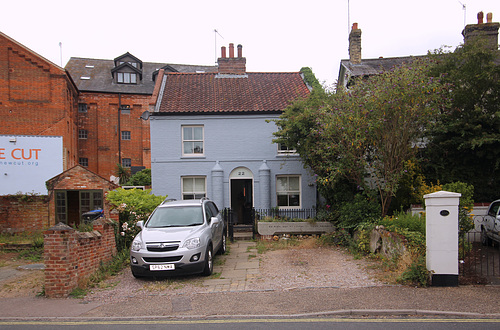 Ipernity: No.22 Station Road, Halesworth, Suffolk - By A Buildings Fan