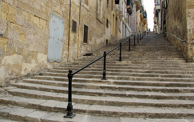 Valletta steps up to centre