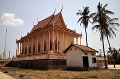 Lieu de culte à saveur cambodgienne  / Cambodian religious site