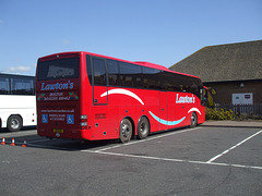 DSCF8887 Lawton's Coaches L10 EXE