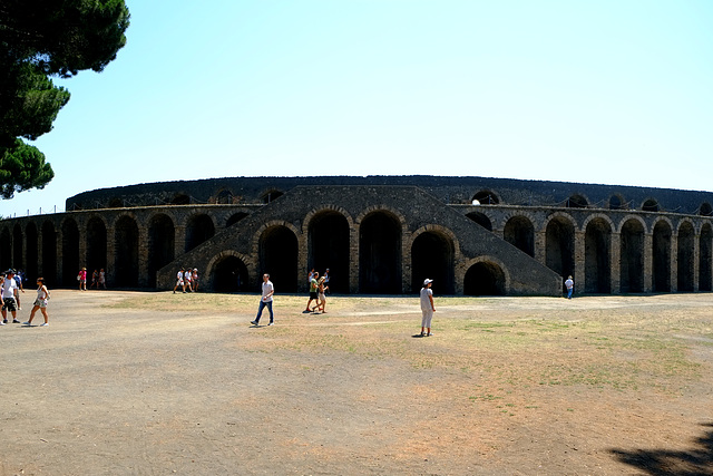 Pompeii X-Pro1 17 stadium