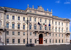 IT - Trieste -  Palazzo del Lloyd Triestino