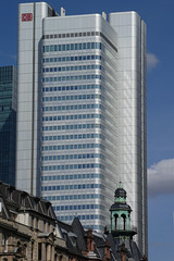 Der "Silberturm" in Frankfurt/ Main (PiP)