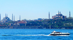 TR - Istanbul - Blick auf Hagia Sophia und Sultan Ahmet Moschee