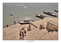 Un petit matin sur les bords du Gange