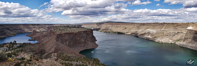 The Cove Palisades and Lake Billy Chinook Panorama (+4 insets)