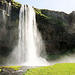Seljalandsfoss - der abenteuerliche Wasserfall - the adventurous waterfall - mit PiP
