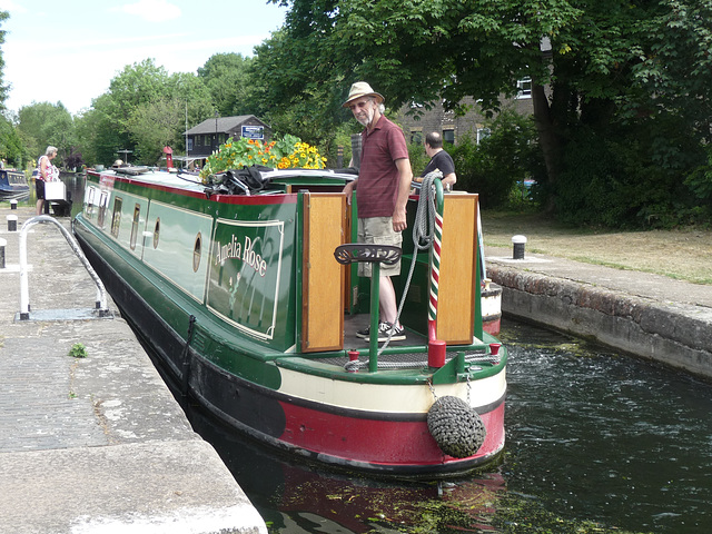 Coppermill lock ~ Grand Union Canal ~ Harefield, just up from the Coy Carp pub