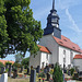 Kirche und Friedhof in Reichenberg/Sachsen