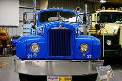 USA 2016 – Antique Powerland – 1957 Mack truck