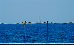 hFF.....sailing to....