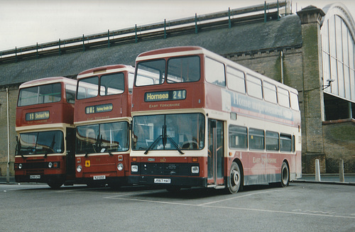 number 2 bus timetable hull