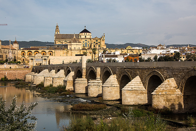 20161025 2587VRAw [R~E] Römische Brücke, Mezquita, Cordoba, Andalusien, Spanien