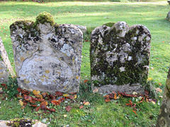 shilton church, oxon (1) angel shaped tombstones of the early c18