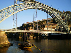 Dom Luís I Bridge (1888).