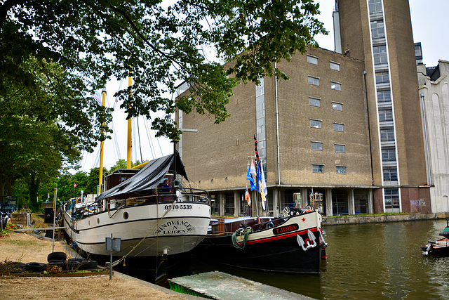 Sail Leiden 2018 – Ships and former ﬂour mill