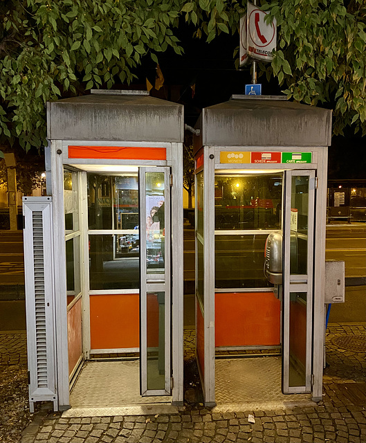Modena 2021 – Telephones