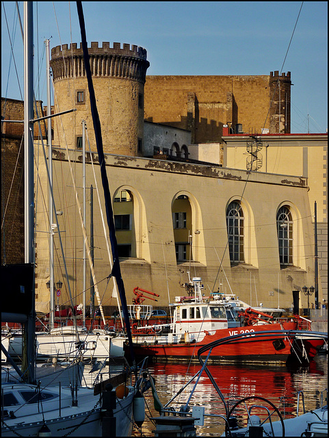 Napoli : la Lega Navale -