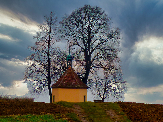 Einsame kleine Kapelle - Lonely little chapel