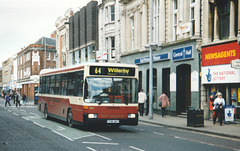 East Yorkshire 286 (P286 WAT) in Hull – 6 Mar 2000 (433-31A)