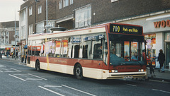 East Yorkshire 295 (S295 RAG) in Hull – 6 Mar 2000 (433-29A)