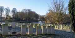 Belgium Ypres Ramparts cemetery  (#0267)