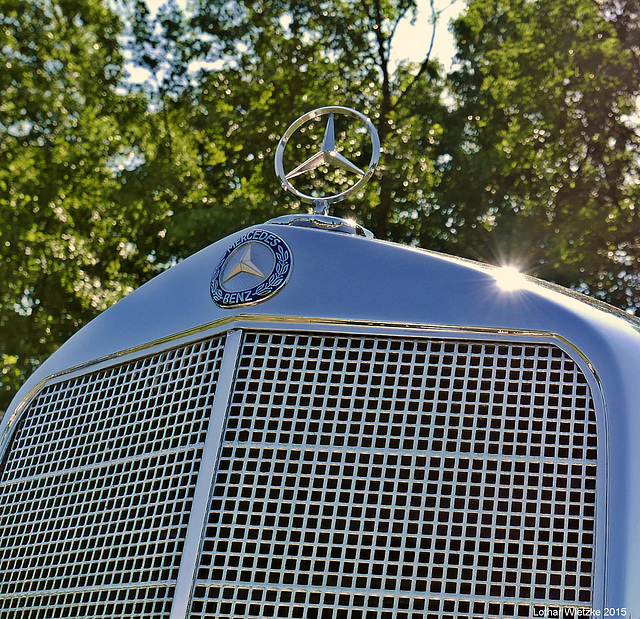 Kühlerfigur Mercedes-Benz