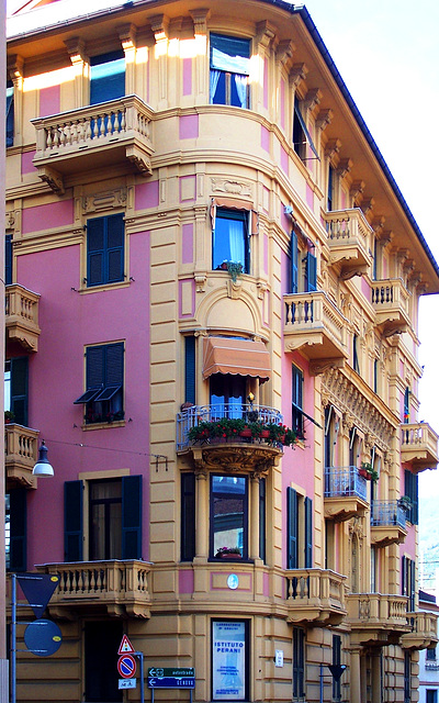 IT - Rapallo - Nice building