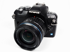 Olympus E-410, Digitale SLR Kamera mit ED 14-42mm 1:3.5-5.6