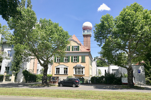 Leipzig 2019 – House with radar