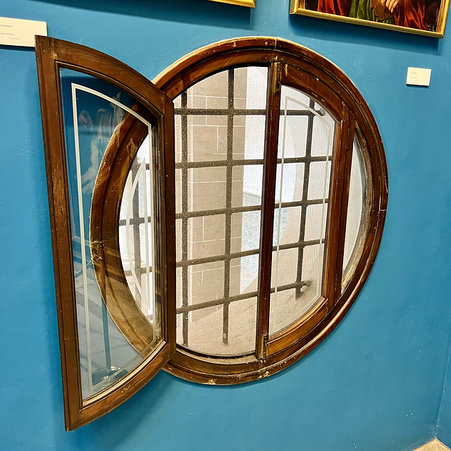 Valencia 2022 – Museum of the Patriarch – Round window
