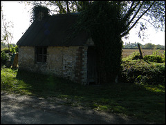 stone hut at Hampton Poyle