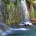 Kursunlu waterfall - l'acqua che cade nel lago