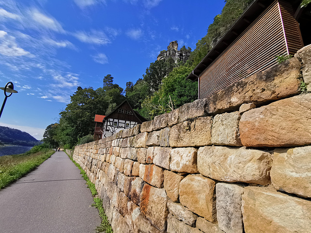 Sächsische Sandsteinmauer