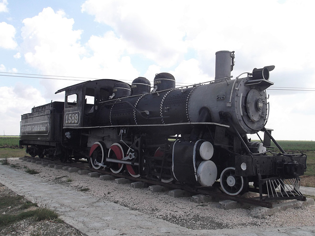 1589 / Locomotive d'antan - Vecchia locomotiva