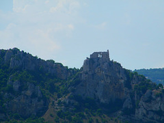 Une vue du château de Crussol