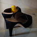 NORA / Poussin et talons hauts -  Little chick and high heels